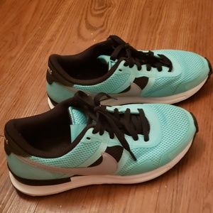 Tiffany diamond Nike id tennis shoes / sneakers
